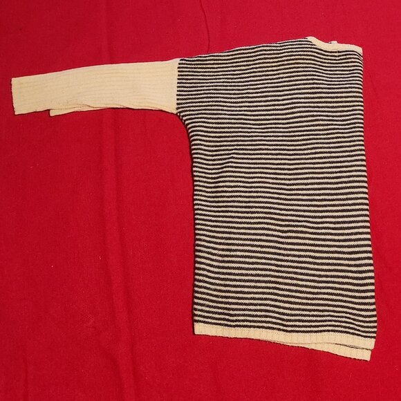 Flying Tomato ladies size S/M long sleeve shirt - Picture 3 of 4